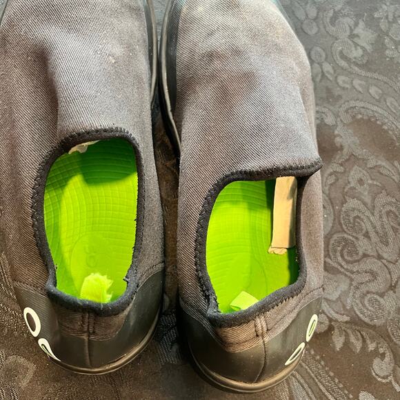 Oofos black shoes size 11 women - Picture 6 of 10